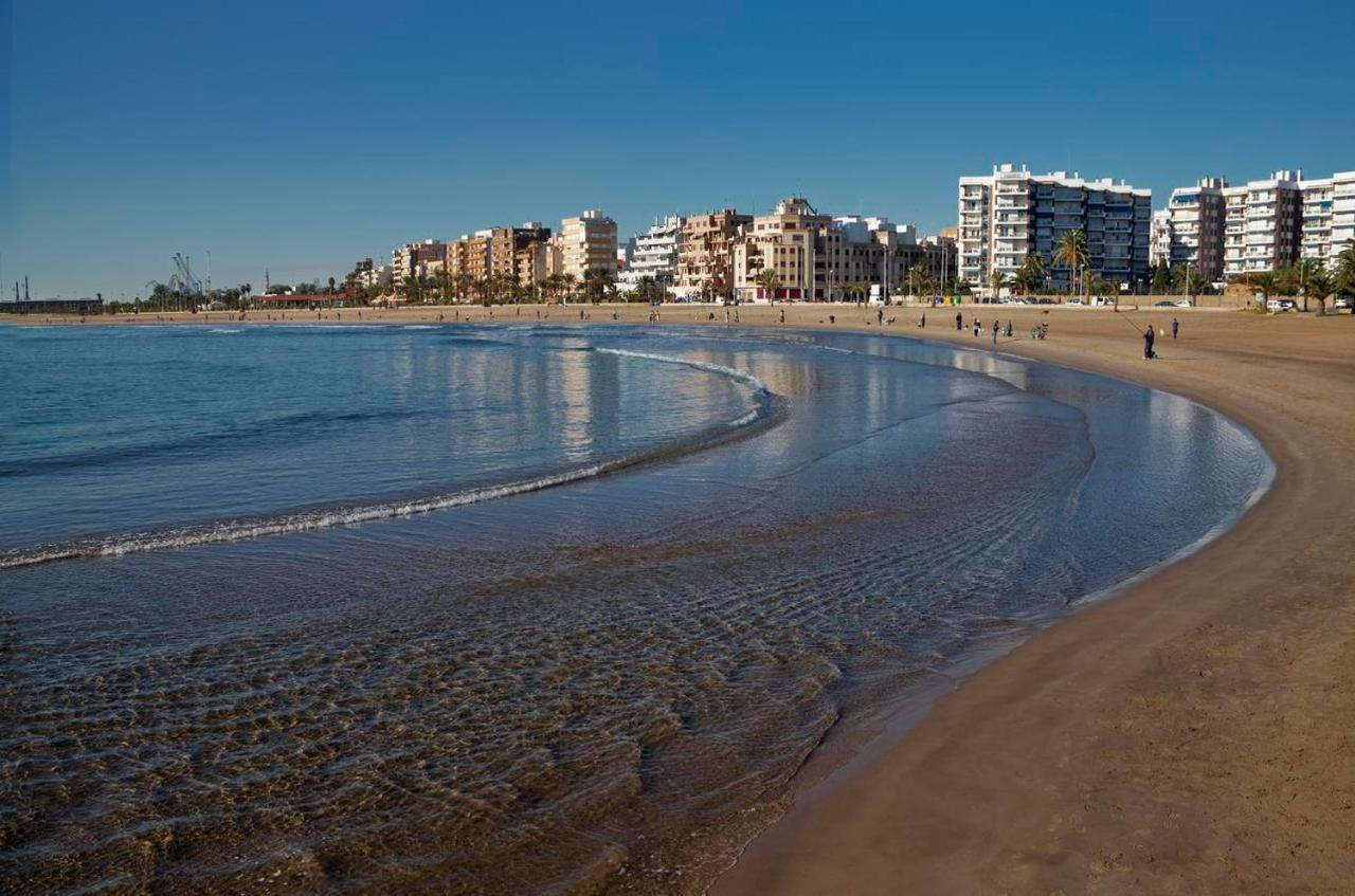 Uim Mediterraneo Felipe 8 Wifi Sagunto Eksteriør billede